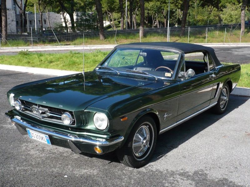 Vendo Ford Mustang Cabrio, restored,