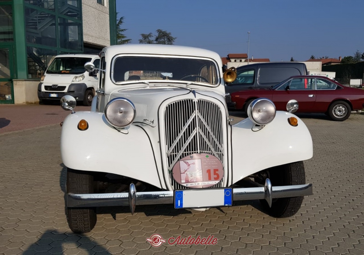 Vendo CITROEN TRACTION AVANT 11B