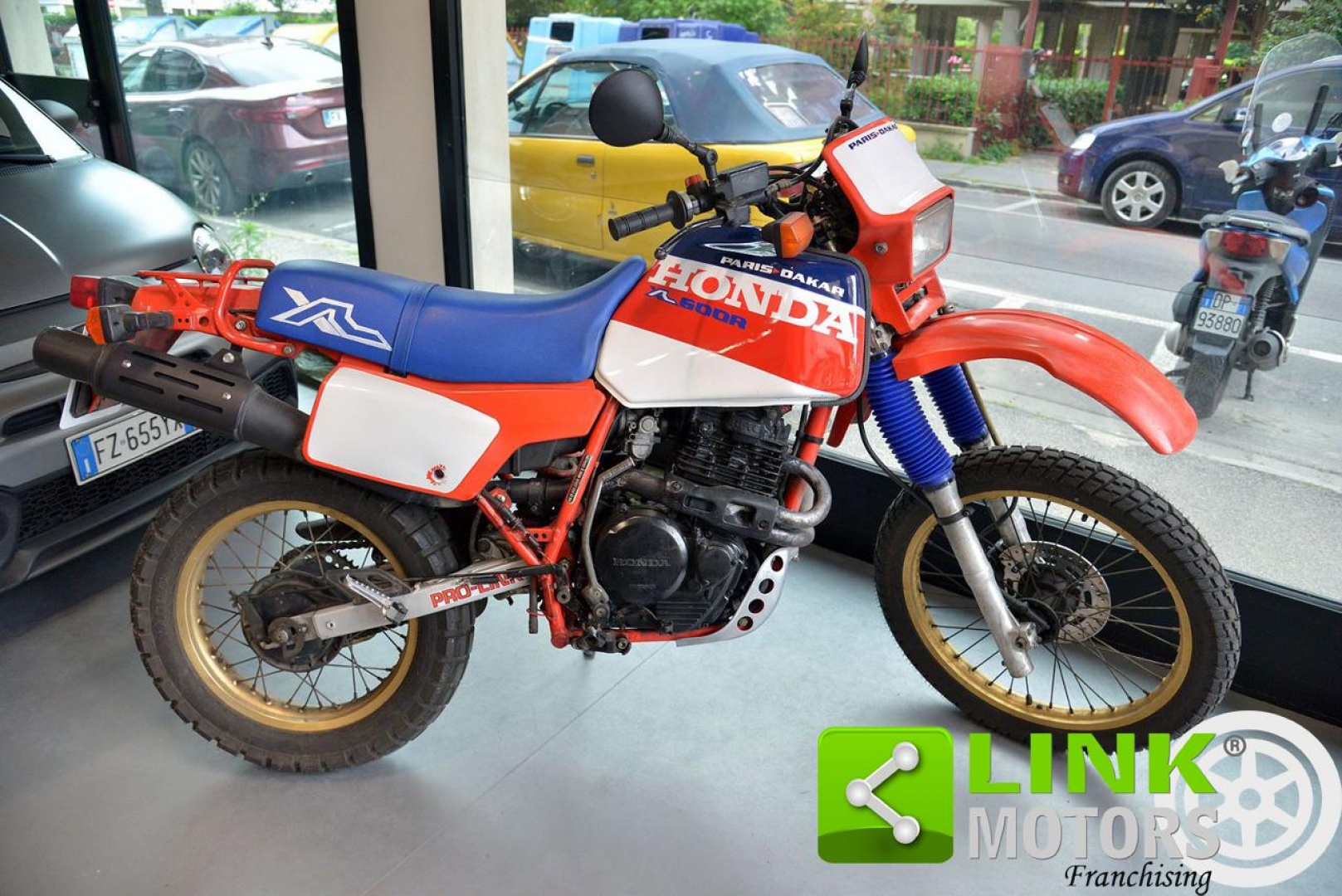 Vendo HONDA XL 600 R Paris Dakar GOMME NUOVE TAGLIANDATA